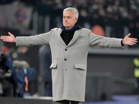 Quyền lực tuyệt đối giúp Mourinho trở lại đỉnh cao