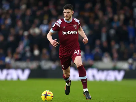 Chuyên gia dự đoán Arsenal sẽ dựng tượng Declan Rice