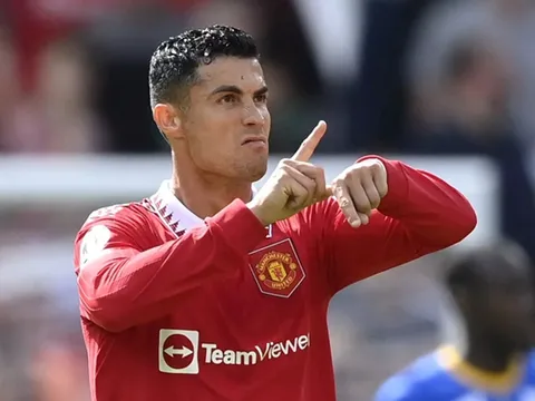 Tại sao nói M.U hay hơn khi không có Ronaldo?