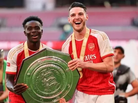 Saka: "Anh ấy thật không thể tin được"