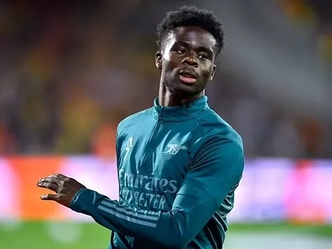 Ra phán quyết cho Saka, FA không nể nang Arsenal