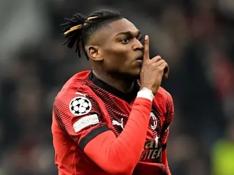 Rafael Leao có câu trả lời cho Barcelona, Paris Saint-Germain