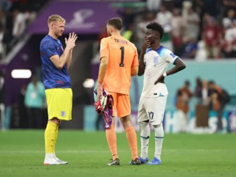 "Một trong những bản hợp đồng xuất sắc nhất của Arsenal"