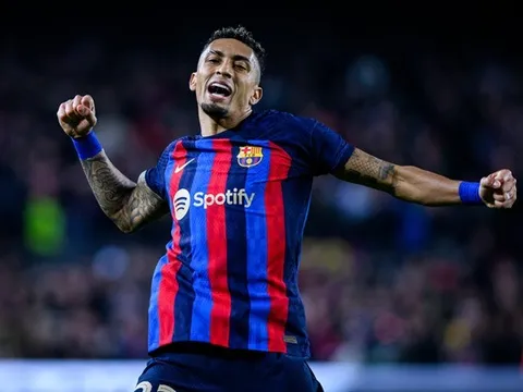 Raphinha nổi điên trước tin đồn rời Barca để đến Arsenal