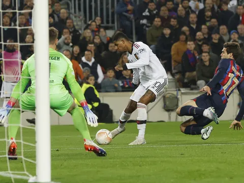 Xác nhận: M.U ưu tiên ký hợp đồng với 'siêu tiền đạo'