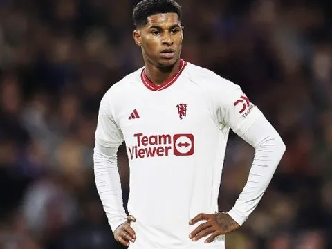 "Rashford biến mất không dấu vết"