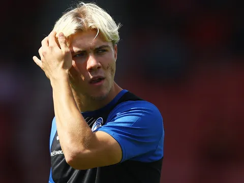 XONG! Hojlund trở lại Carrington hoàn tất khâu cuối cùng và ký kết