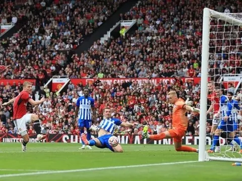 Hojlund ra tuyên bố đanh thép sau khi CĐV Man Utd la ó Ten Hag