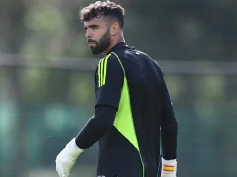 Raya có thể thi đấu cho Arsenal trước Brentford?