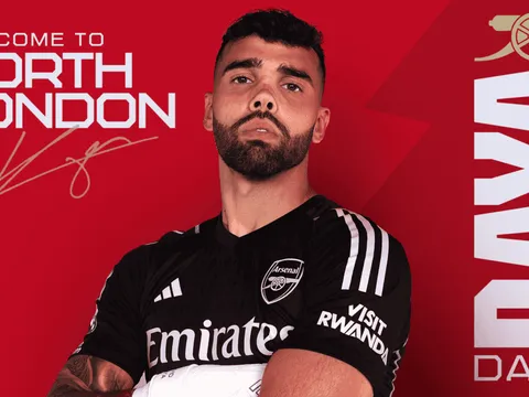 CHÍNH THỨC! Arsenal công bố tân binh thứ 4, chốt luôn số áo