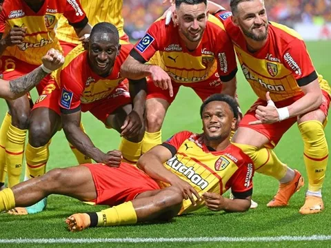 RB Leipzig phá kỷ lục chuyển nhượng vì mục tiêu của Arsenal