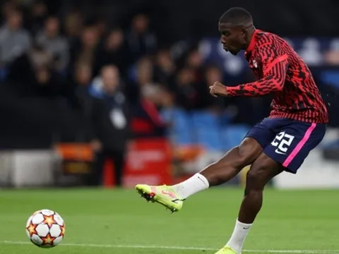 Real cạnh tranh với Man Utd, chiêu mộ Mukiele