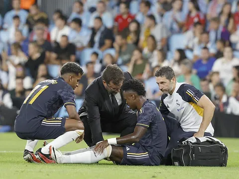 Real Madrid 'ngồi trên đống lửa' vì Vinicius Jr