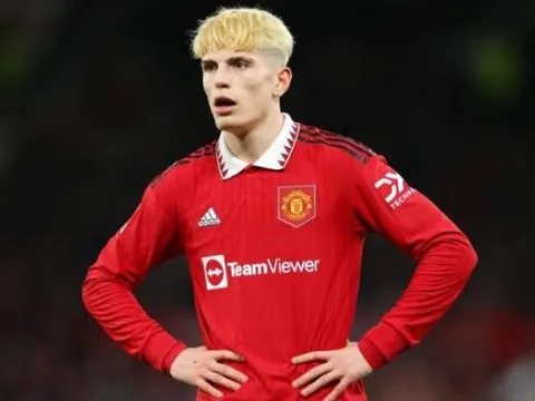 Real ủ mưu săn ngôi sao chạy cánh Man United