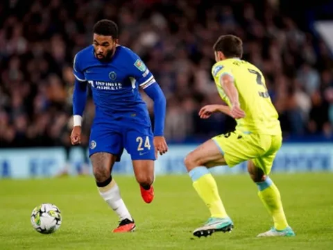 James rời sân, Pochettino nói rõ lý do