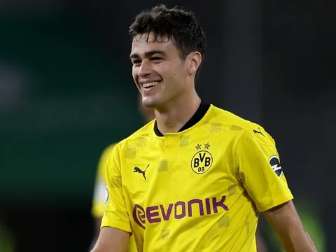 Thần đồng người Mỹ chuẩn bị rời Dortmund