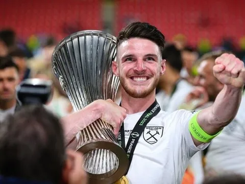 "Cậu ấy đang trên đường cập bến Arsenal"