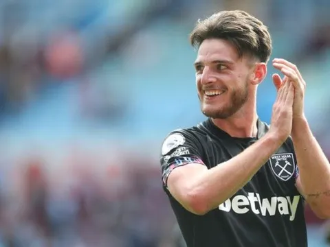 Nhà báo dự đoán Arsenal đánh bại MC ở thương vụ 100 triệu bảng