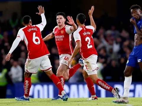 Kỳ vọng lớn lao khiến cổ động viên Arsenal khắt khe hơn