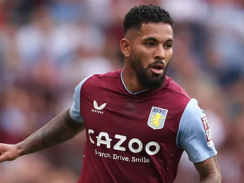 Rice và Caicedo đã "định giá" cho Douglas Luiz