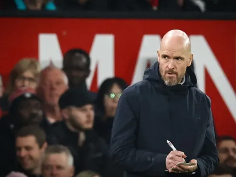 Richard Keys mỉa mai Ten Hag: "Hãy trở lại Eredivisie"