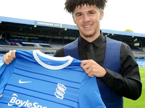 Man United tăm tia thần đồng Birmingham City