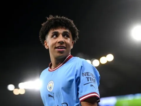 "Nếu chơi cho Arsenal hoặc M.U, cậu ấy có thể gặp khó khăn"