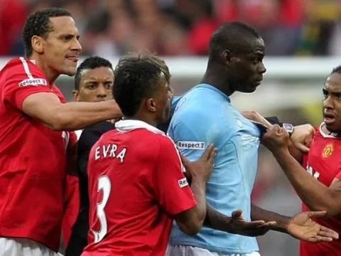 Rio Ferdinand từng muốn giết Mario Balotelli