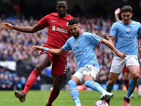 Riyad Mahrez phá kỷ lục của Drogba