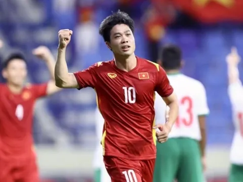 Rõ khả năng ra sân của Công Phượng trận gặp Campuchia