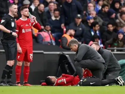 Robertson chỉ trích Caicedo