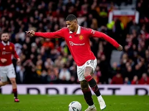 Robin van Persie hết lời tán dương Rashford