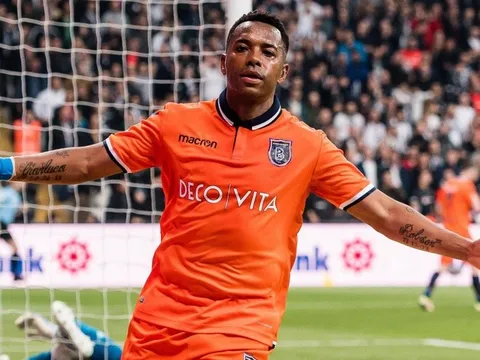 Robinho nỗ lực tìm việc ở tuổi 38