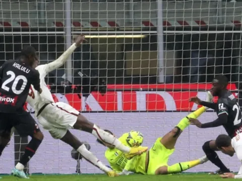 Đội trưởng Milan: "Chúng tôi thật ngu ngốc"