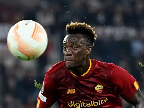 Roma báo giá Tammy Abraham