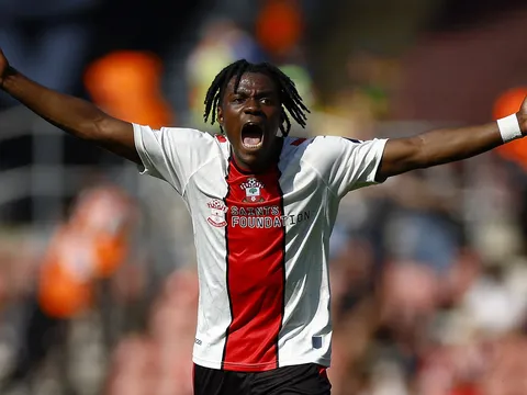 NÓNG! Diễn biến thương vụ Man Utd - Romeo Lavia