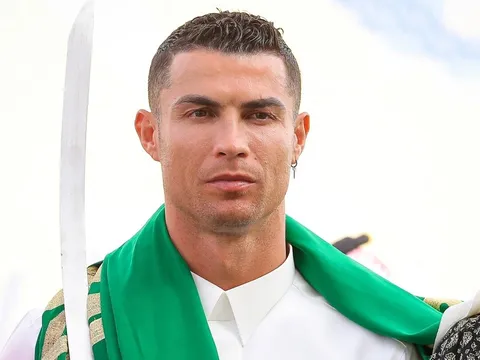 Ronaldo có được nhận huy chương nếu MU vô địch?