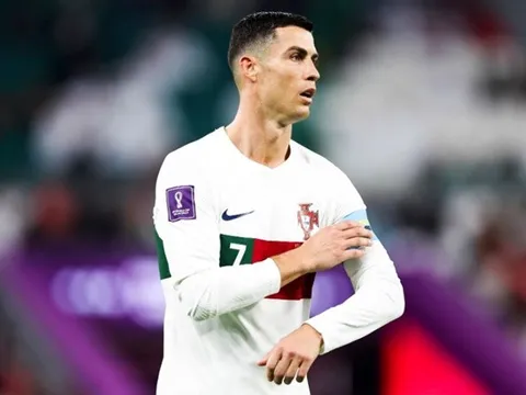Ronaldo gật đầu thỏa thuận bom tấn, có CLB mới ngay trong tháng 1