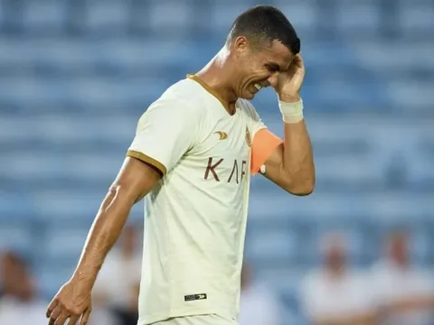 Ronaldo im tiếng, Al Nassr thảm bại 0-5 trước Celta Vigo