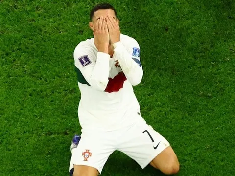 1 CLB Premier League gửi đề nghị cho Ronaldo, không phải Chelsea