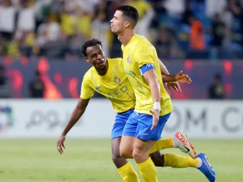 Ronaldo sắm vai người hùng, Al Nassr thắng kịch tính Al Duhail