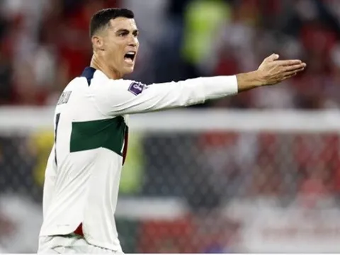 Ronaldo: "Tôi bảo cậu ta câm mồm"