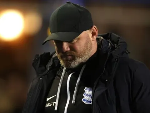 Rooney không muốn Sir Alex Ferguson xuất hiện trên phim tài liệu của mình