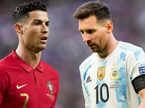 Rooney khuyên siêu sao đến M.U để đạt đẳng cấp của Messi