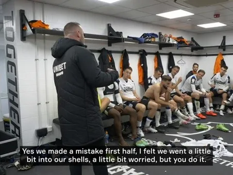 Rooney 'team talk' sau trận thắng Bournemouth