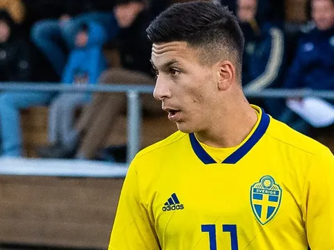 'Rooney Thụy Điển' muốn đến Real Madrid