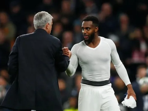 'Cục nợ' của Mourinho bị cảnh sát bắt giữ