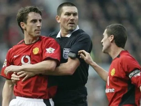 "Roy Keane là HLV, Gary Neville là trợ lý"