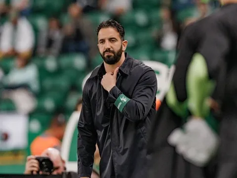 Ruben Amorim không vội nghĩ đến Liverpool