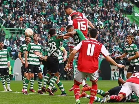 Rượt đuổi gay cấn, Arsenal tạo ra trận cầu 4 bàn thắng
